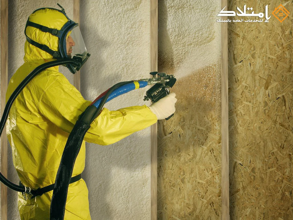 الفرق بين عزل الفوم والعزل التقليدي بالرياض